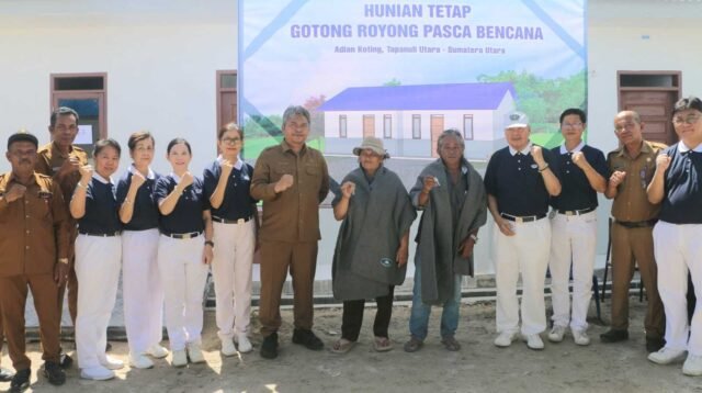 70 kunci rumah Hunian Tetap di Dolok Nauli Taput diserahkan pasca selesainya pembangunan rumah hunian tersebut.