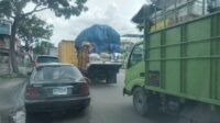 Jalan Letda Sujono di Kelurahan Tembung selalu di padati kenderaan roda dua dan kenderaan roda empat. Kemacetan pun acap kali terjadi.