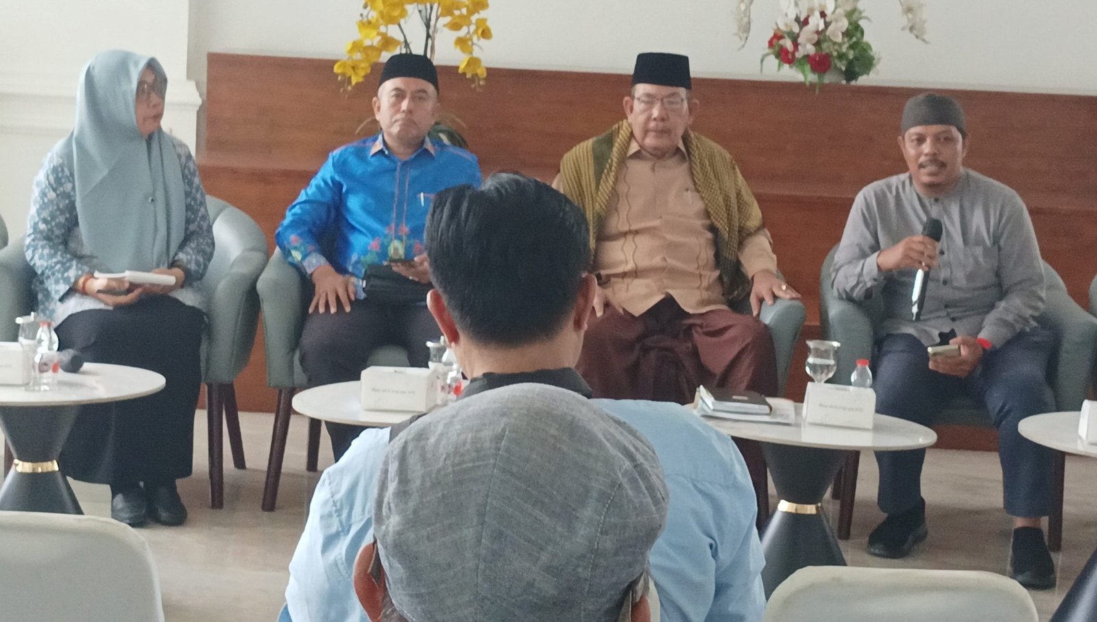 Pemerintah Provinsi Sumatera Utara (Sumut) melalui Wakil Ketua I Lembaga Pengembangan Tilawatil Qur’an (LPTQ) Sumut Syukri Albani Nasution, dan Wakil Ketua II LPTQ Sumut Burhanuddin Damanik melakukan Konferensi Pers pelaksanaan MTQ Tingkat Provinsi Sumut ke-40 Tahun 2026. Kegiatan ini difasilitasi Dinas Kominfo Sumut berlangsung di Lobby Dekranasda Lantai 1 Kantor Gubernur Sumut Jalan Diponegoro 30 Kota Medan, Kamis (11/6/2026).