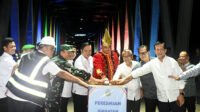 Bobby Mulai Berkantor Gubernur Sumatera Utara (Sumut) Muhammad Bobby Afif Nasution meresmikan Jembatan Idano Noyo di Kecamatan Mandrehe, Kabupaten Nias Barat, Baru-baru ini. Gubernur juga melakukan peninjauan sambil menyapa ribuan warga yang antusias hadir pada kesempatan tersebut.