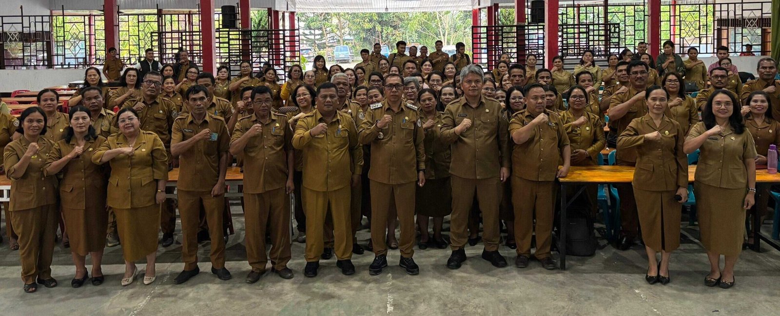 Bupati Taput JTP Hutabarat menyebut komitmennya terus meningkatkan kualitas pendidikan melalui berbagai terobosan inovatif.*