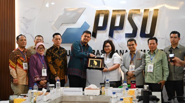 Gubernur Sumatera Utara (Sumut) Muhammad Bobby Afif Nasution menghadiri Rapat Kerja Nasional (Rakernas) Punguan Simbolon dohot Boruna Indonesia (PSBI) di Hotel Aryaduta, Jakarta, Selasa (7/7/2026).