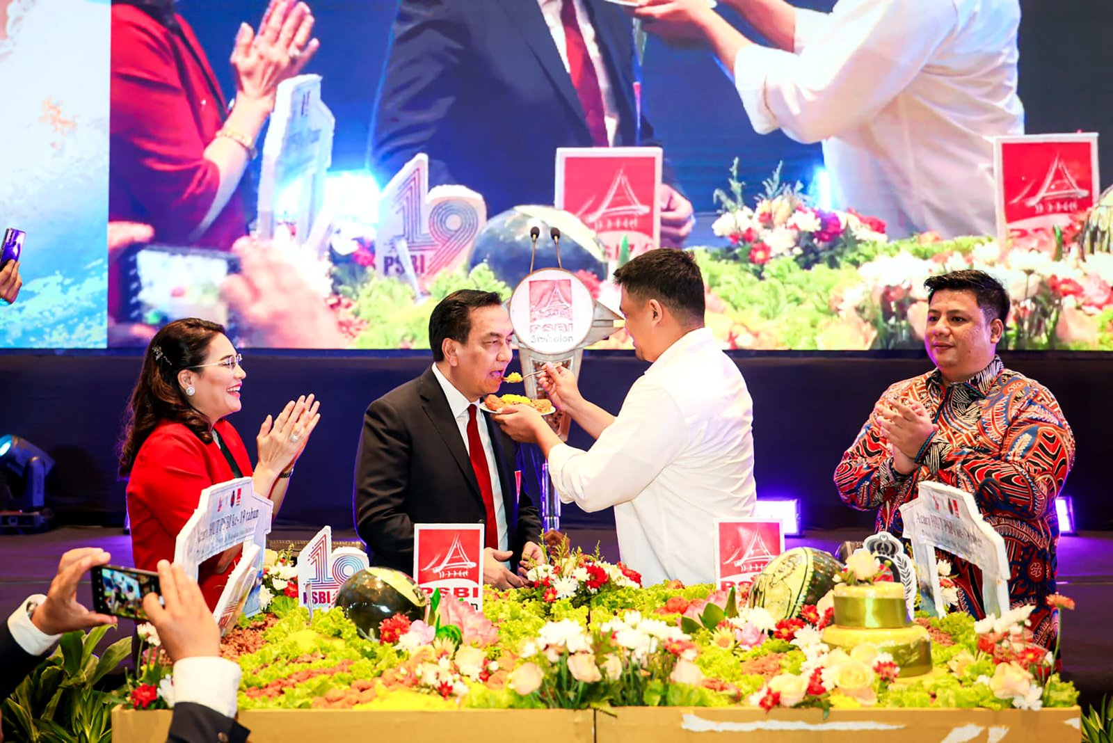 Gubernur Sumatera Utara (Sumut) Muhammad Bobby Afif Nasution menghadiri Rapat Kerja Nasional (Rakernas) Punguan Simbolon dohot Boruna Indonesia (PSBI) di Hotel Aryaduta, Jakarta, Selasa (7/7/2026).