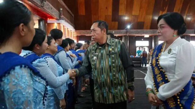 Neny Angelina br Purba Bunda PAUD Taput lantik Bunda PAUD kecamatan Taput