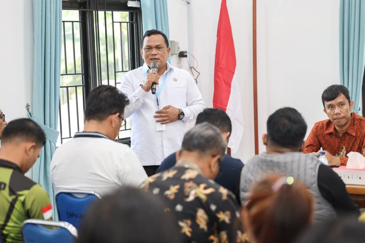Kadis Kominfo Kota Pematangsiantar saat sampaikan lpaparannya pada acara Soft Launching Pustaha. 