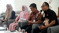 Pemerintah Provinsi Sumatera Utara (Sumut) melalui Plh Sekretaris Badan Keuangan dan Aset Daerah Sumut Frans Novendy Saragih melakukan Konferensi Pers terkait capaian realisasi pendapatan dan penerimaan APBD 2026. Kegiatan ini difasilitasi Dinas Kominfo Sumut berlangsung di Lobby Dekranasda Lantai 1 Kantor Gubernur Sumut Jalan Diponegoro 30 Kota Medan, Kamis (24/9/2026).