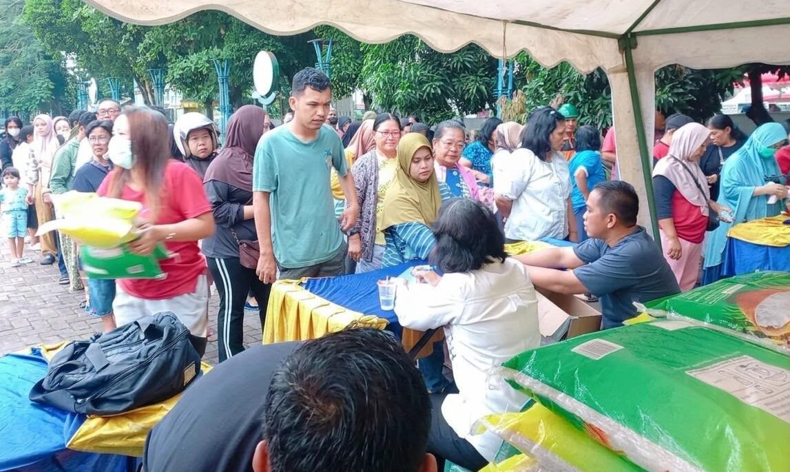 Bulog Sunut Gelar Gerakan Pangan Murah Serentak Du 30 Titik